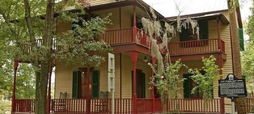 Article titled John G. Riley Center & Museum